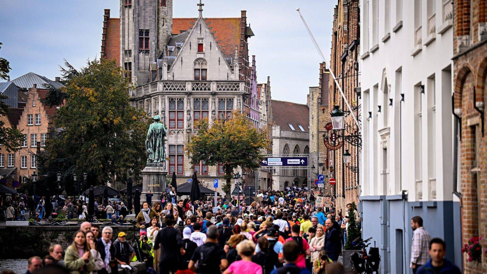 Athora Bruges Marathon 2025, photo by Tomas Sisk / Golazo